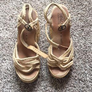 Sbicca wedges?